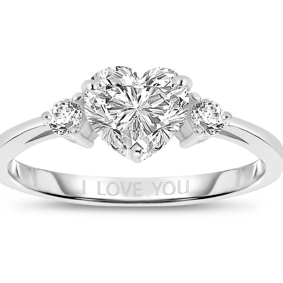 NWT Elegant Sterling Silver Heart Ring - Picture 2 of 3